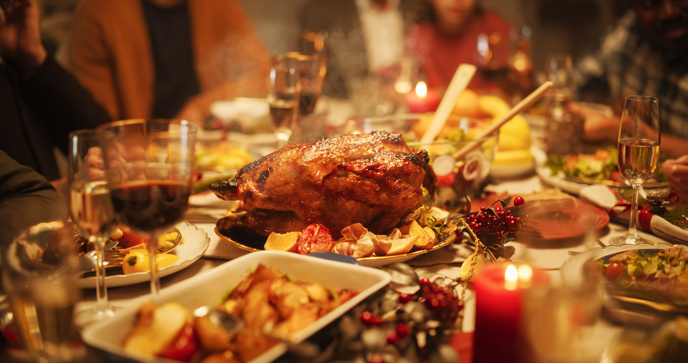 christmas dinner using bamboo tableware